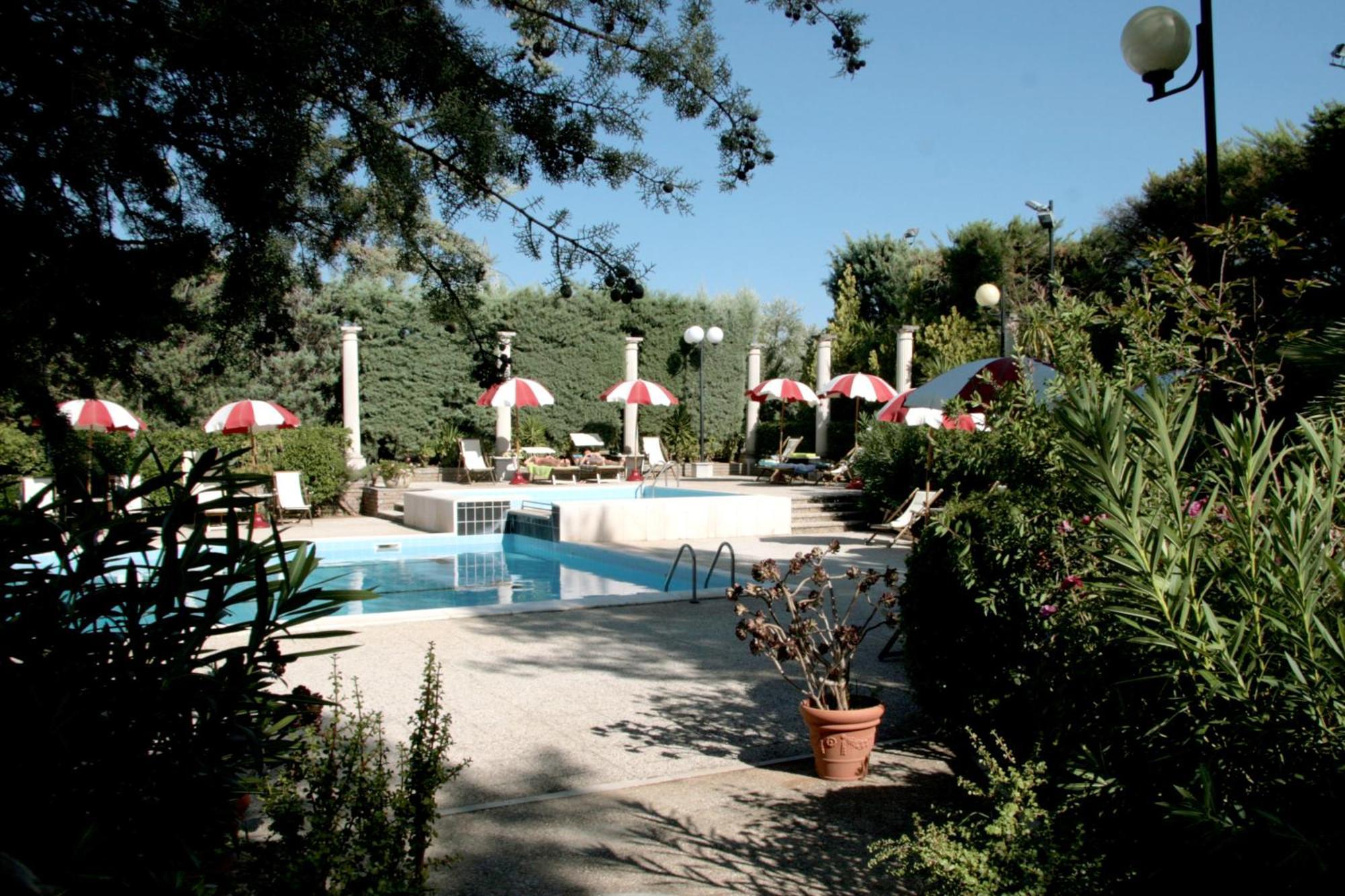Residence Villa Agrimare Vieste Bagian luar foto