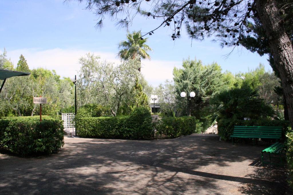 Residence Villa Agrimare Vieste Bagian luar foto